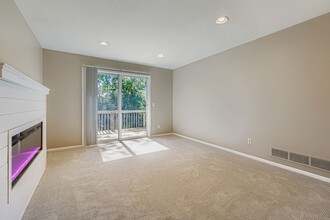 5525 Lindsay Street in Golden Valley, MN - Building Photo - Building Photo