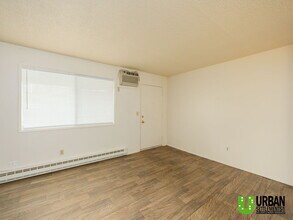 12816 E Main Ave in Spokane Valley, WA - Building Photo - Building Photo