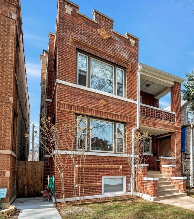 3424 N Hamlin Ave, Unit G