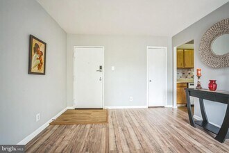 6220 Edsall Rd in Alexandria, VA - Building Photo - Building Photo