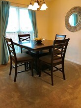 Lexington Place Apartments in West Columbia, SC - Foto de edificio - Building Photo