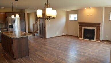 248 Sugar Maple Ln in Verona, WI - Building Photo - Building Photo