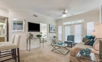 1400 El Camino Village Dr in Houston, TX - Building Photo - Building Photo