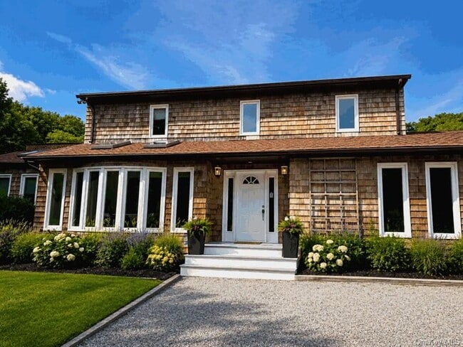 property at 13 Buttercup Ln