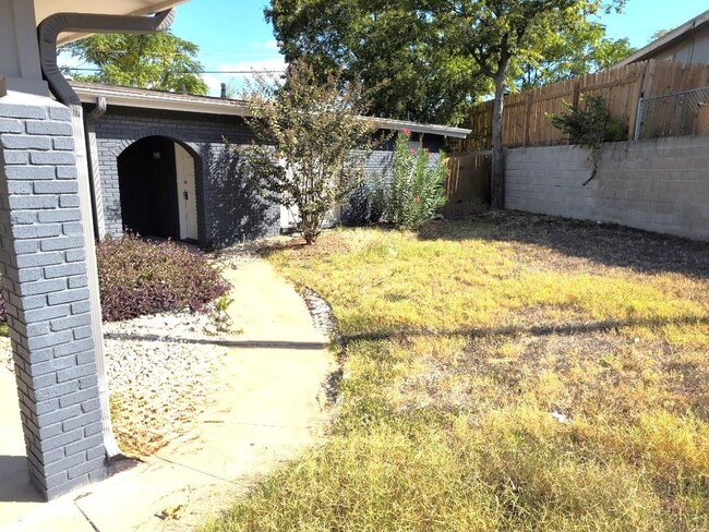 7308 Grand Canyon Dr in Austin, TX - Building Photo - Building Photo