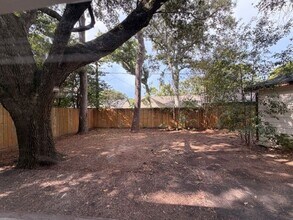 2807 Kenross St in Houston, TX - Building Photo - Building Photo