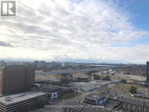 181-1181 Village Green Square in Toronto, ON - Building Photo - Building Photo