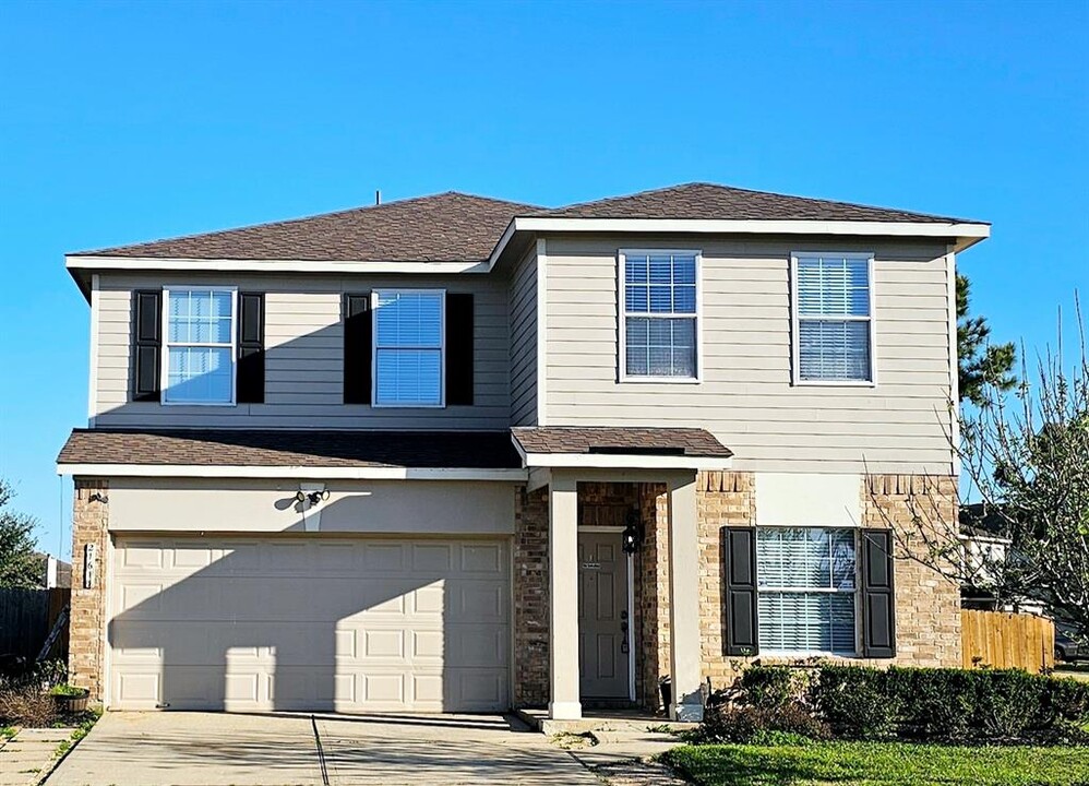 21611 Blue Heather Ct in Katy, TX - Foto de edificio