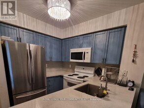 28 Harrison Garden Blvd in Toronto, ON - Building Photo - Building Photo