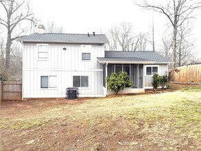 5285 Mainstreet Park Dr in Stone Mountain, GA - Building Photo - Building Photo