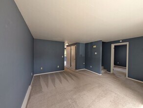 4416 Taku Blvd in Juneau, AK - Building Photo - Building Photo
