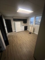 1517 121st St, Unit 2 in Whiting, IN - Building Photo
