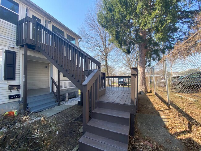 1003 Vine St in Danville, PA - Building Photo - Building Photo
