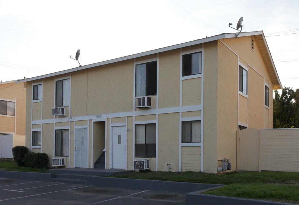 8135 Philbin Ave in Riverside, CA - Building Photo