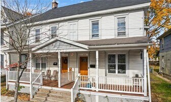 520 Scott St in Stroudsburg, PA - Building Photo