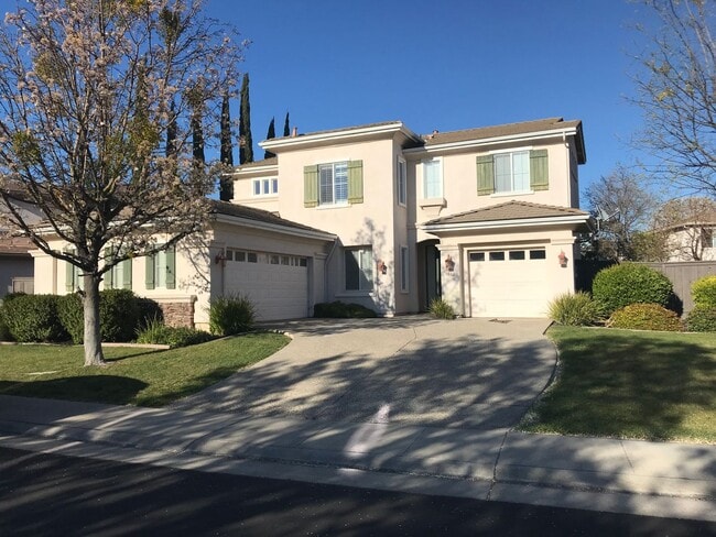 property at 9842 Osprey Point Cir