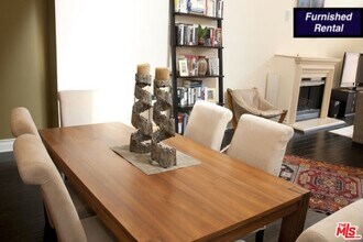 1319 N Detroit St in Los Angeles, CA - Building Photo - Building Photo