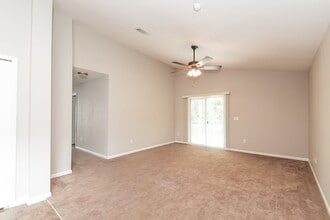 2120 Sotterley Ln in Jacksonville, FL - Building Photo - Building Photo