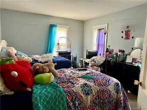 19 Bloomingburg Rd in Middletown, NY - Building Photo - Building Photo