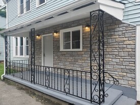 144 Howell St, Unit 1