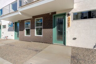 1908 Hooker St in Denver, CO - Building Photo