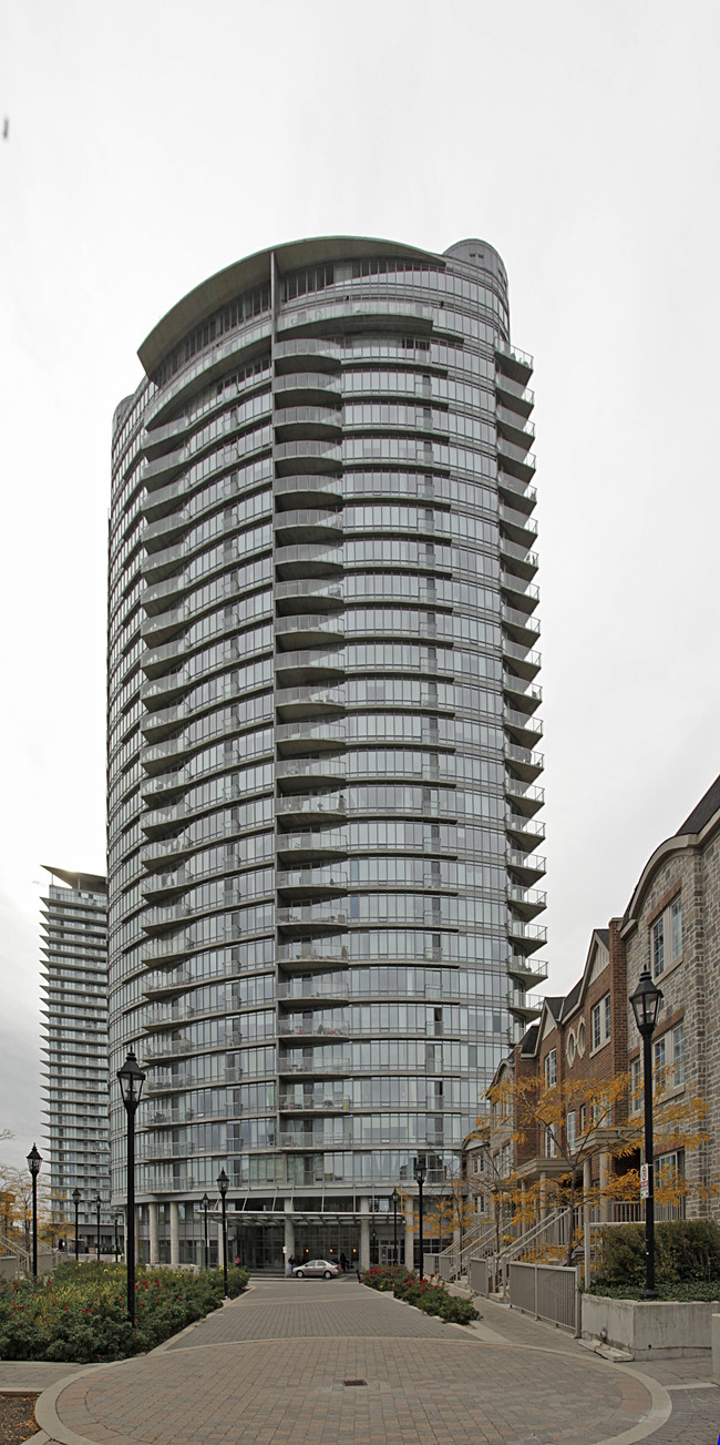 15 Windermere Ave in Toronto, ON - Building Photo - Building Photo