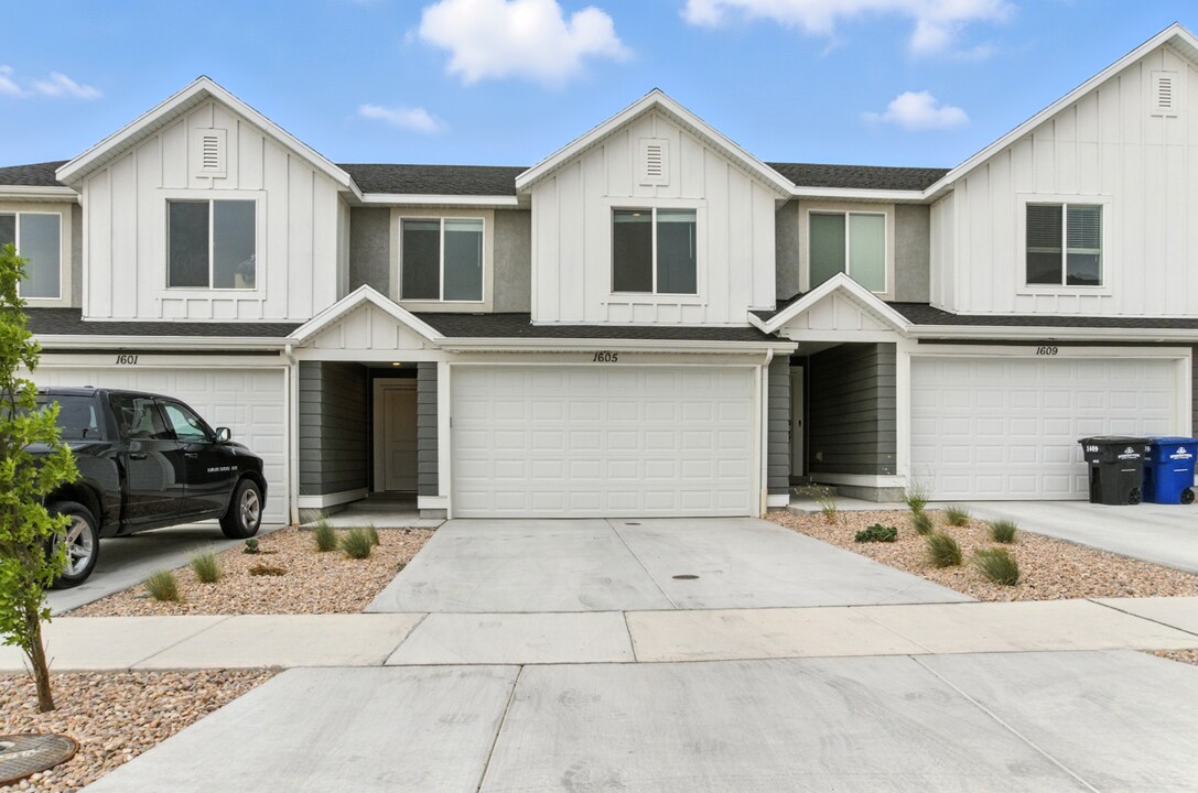 1605 S Windy Rdg Dr in Spanish Fork, UT - Building Photo