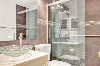 2455 NE 51st St in Fort Lauderdale, FL - Building Photo - Building Photo