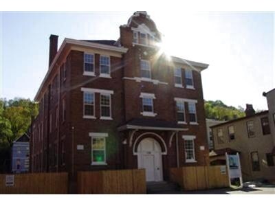 1789 Queen City Ave in Cincinnati, OH - Foto de edificio - Building Photo