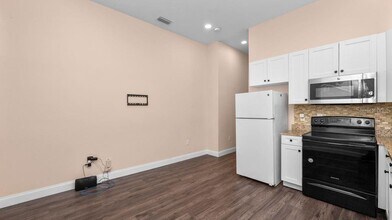 2314 W Chestnut St in Tampa, FL - Building Photo - Building Photo