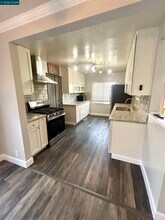 356 Frederic Ave in Hayward, CA - Building Photo - Building Photo