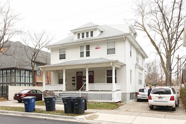 1212 Willard St in Ann Arbor, MI - Foto de edificio - Building Photo