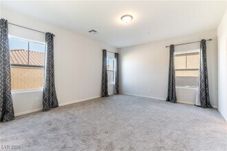 747 N Water St in Henderson, NV - Building Photo - Building Photo