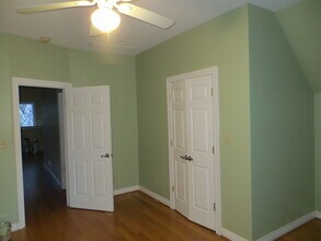 2115 Gladstone Ave, Unit 2115 Carriage House in Louisville, KY - Building Photo - Building Photo