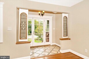 1925 Pagebrook Rd in Silver Spring, MD - Building Photo