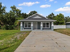 1238 Vista Way in Clearwater, FL - Building Photo - Building Photo