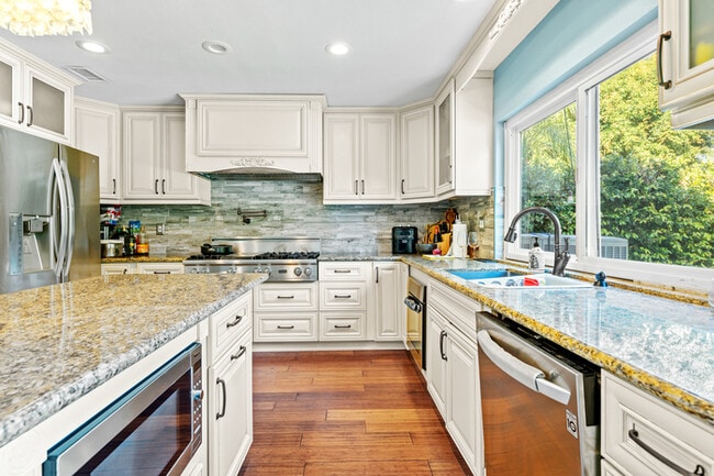 16336 Elmont Ave in Cerritos, CA - Building Photo - Building Photo