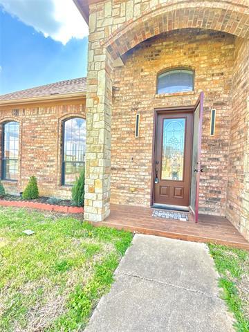 property at 860 Bentwater Pkwy