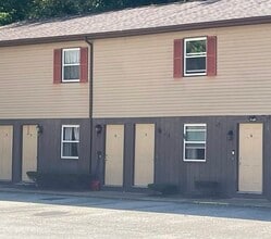 4169 W Ridge Rd in Erie, PA - Building Photo - Building Photo