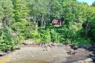 87 Sunset Cove Rd in Harpswell, ME - Foto de edificio - Building Photo