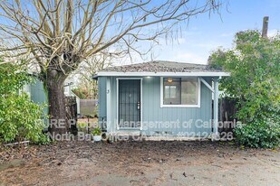 4911 Occidental Rd in Santa Rosa, CA - Building Photo