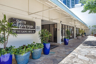 Smith-Beretania in Honolulu, HI - Foto de edificio - Building Photo