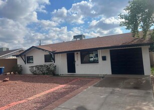 409 E Taylor St in Tempe, AZ - Foto de edificio - Building Photo