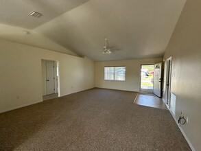 3208 Lockman Blvd-Unit -Unit 2 in Sebring, FL - Building Photo - Building Photo