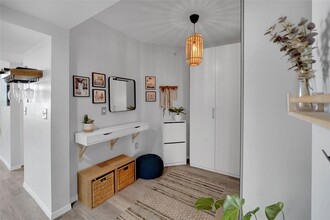 110 N Federal Hwy, Unit 711 in Fort Lauderdale, FL - Building Photo - Building Photo