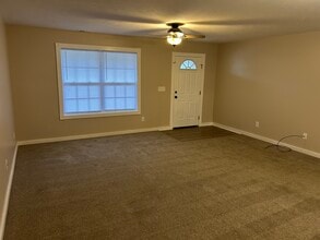 1196 Walt Lake Trl, Unit Lake Point 3 Condos in Sandusky, OH - Foto de edificio - Building Photo