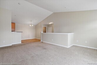 22009 Fairlane Blvd in Woodhaven, MI - Building Photo - Building Photo