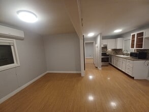 213 E Park St, Unit B in Ontario, CA - Building Photo - Building Photo