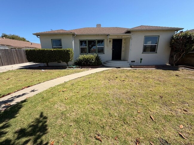 property at 412 W El Camino St