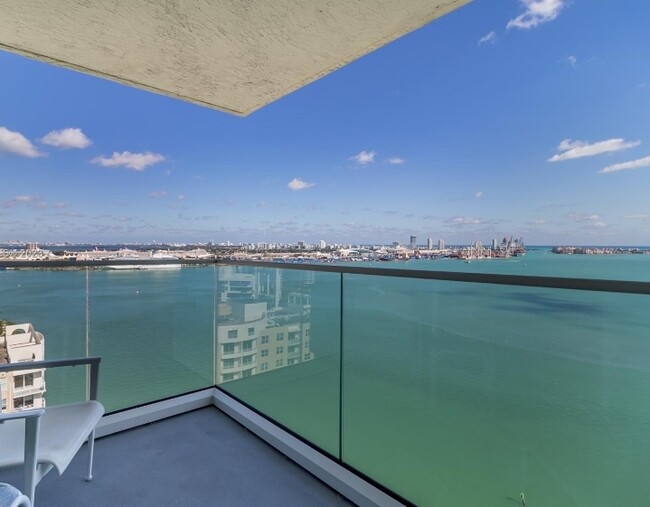 property at 520 Brickell Key Dr